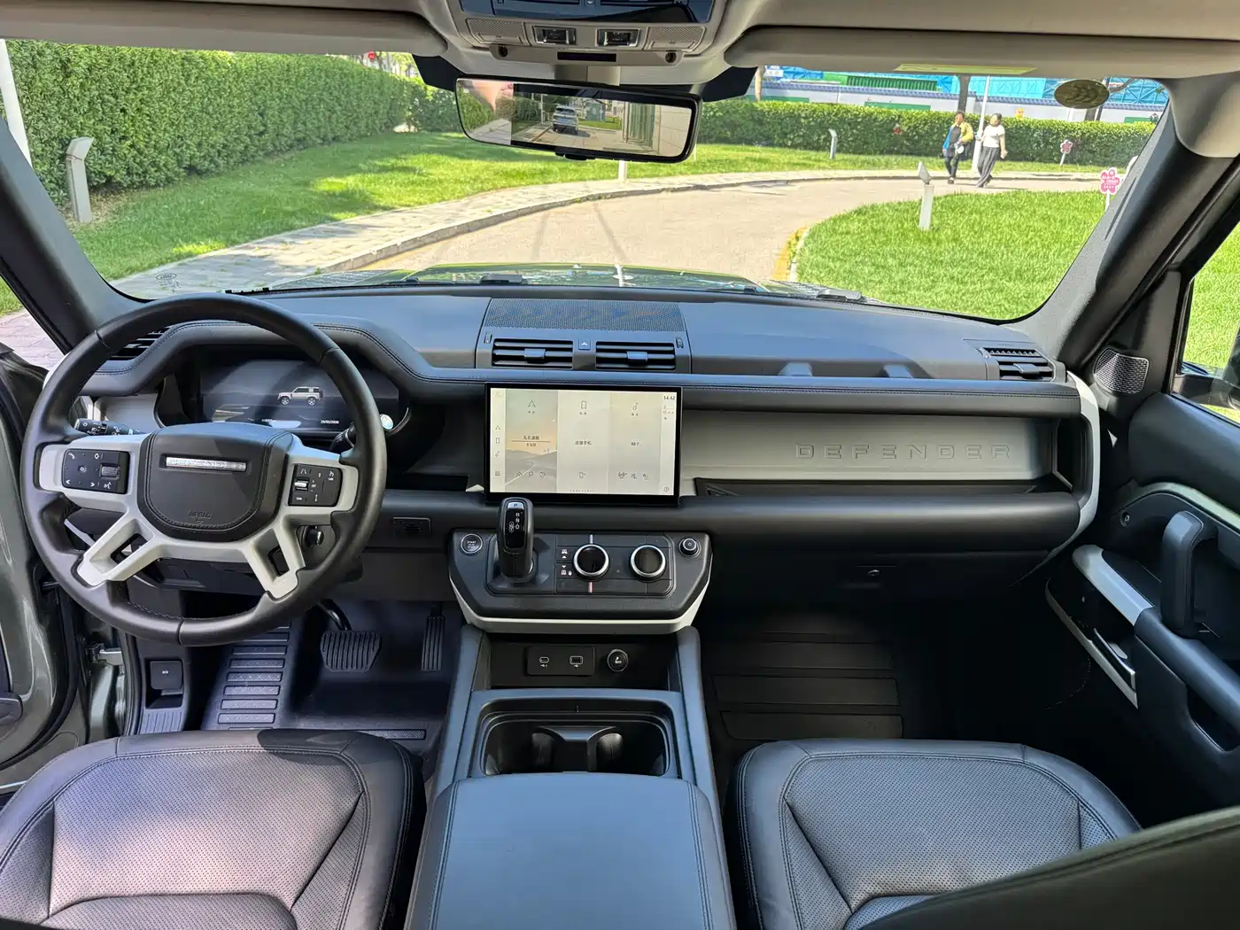 Land Rover Defender 2024 90 3.0T P400 HSE фото 12