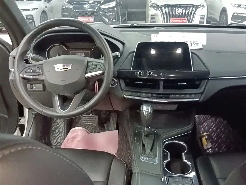 CADILLAC CT4