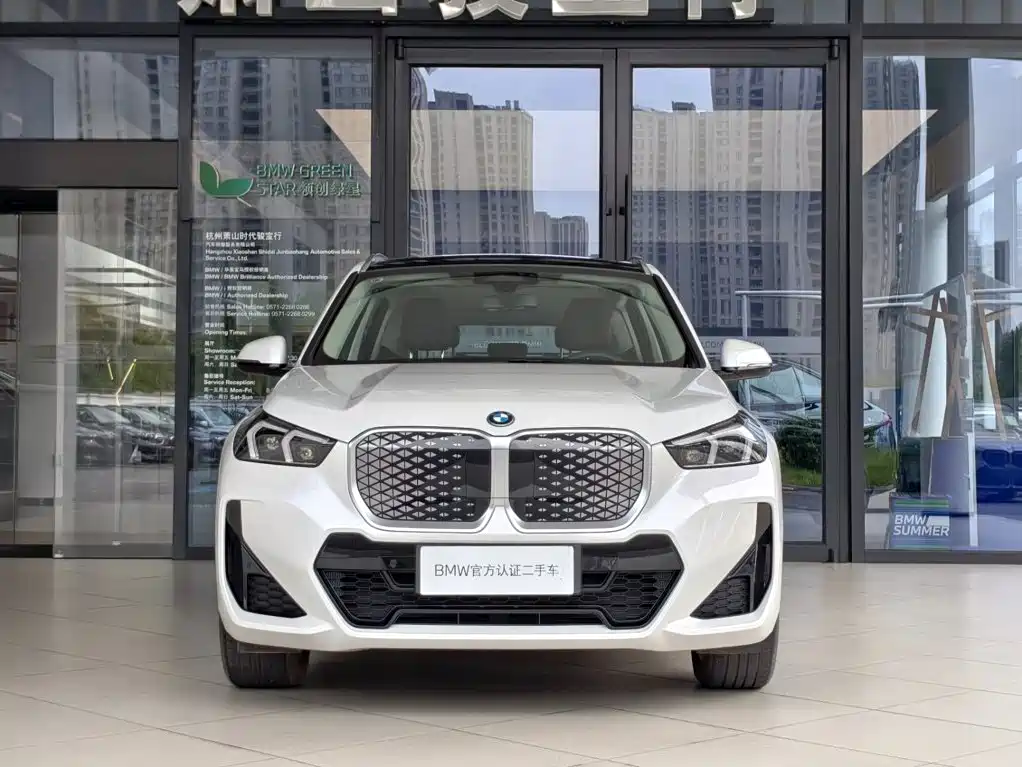 BMW iX1 2025 2025 eDrive25L M Sport Package