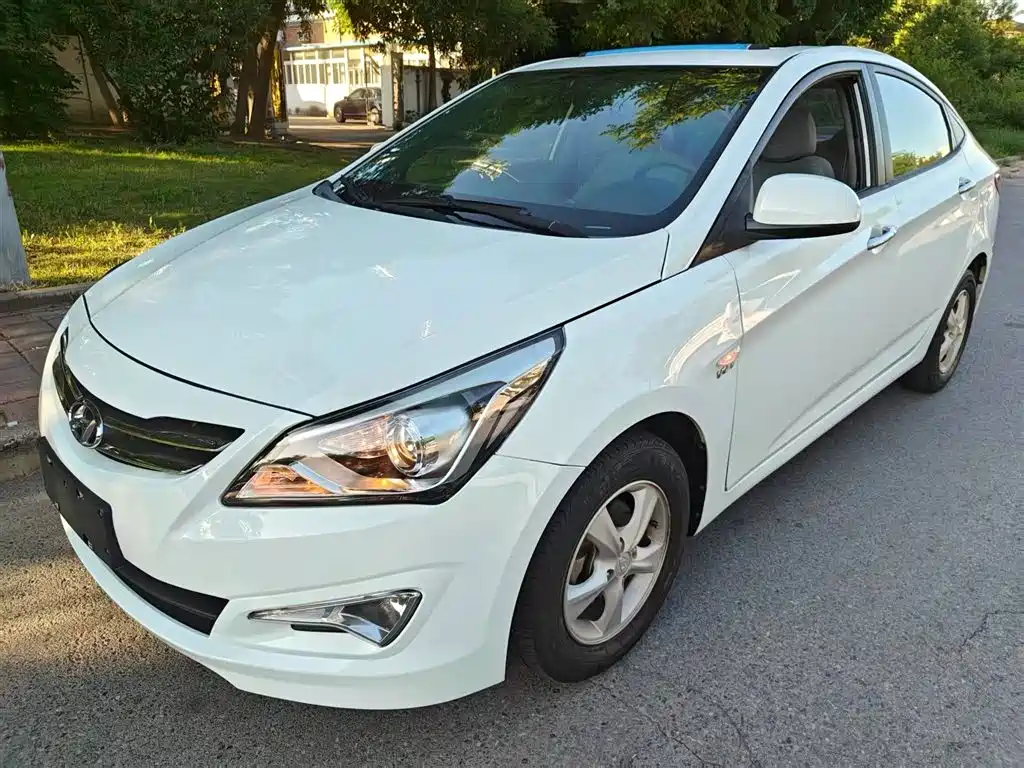 Hyundai Verna 2014 1.4L Automatic Leading GLX