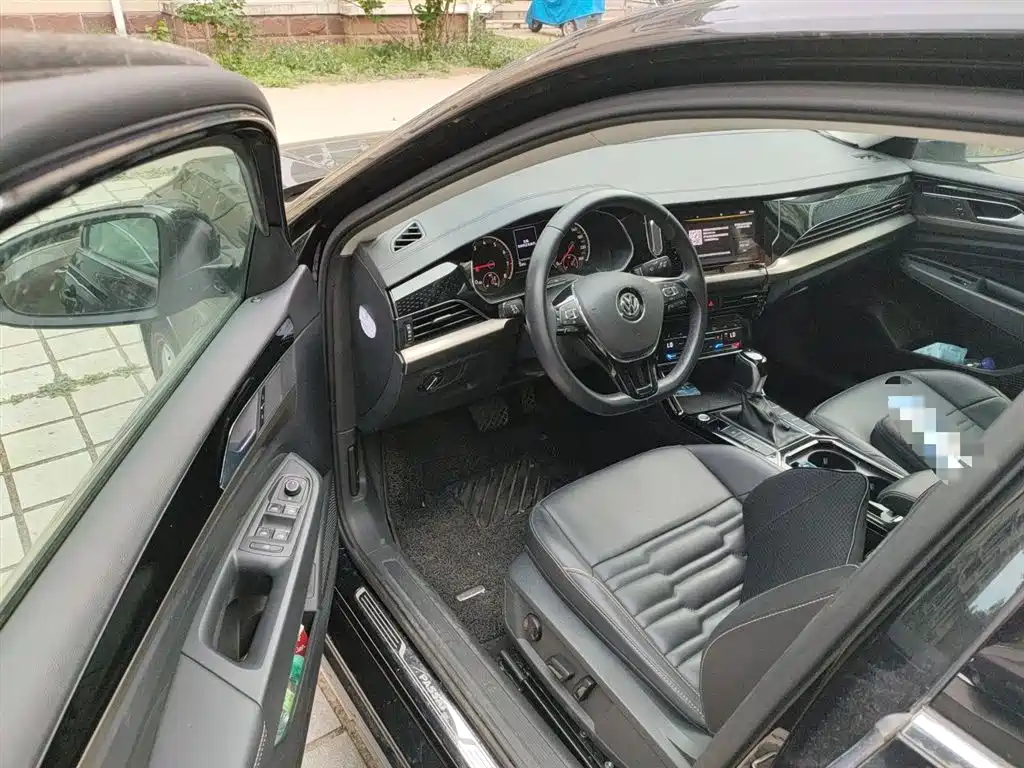 Volkswagen Passat 2020 Facelift 280TSI Elite Version China VI фото 12
