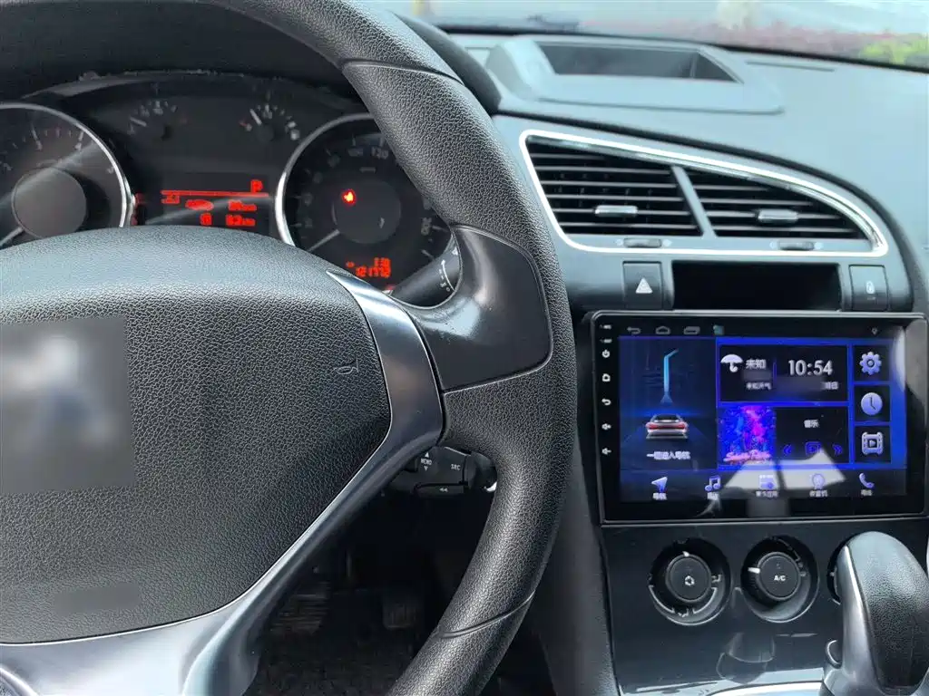 Peugeot 3008 2015 1.6THP Automatic Classic Edition фото 6