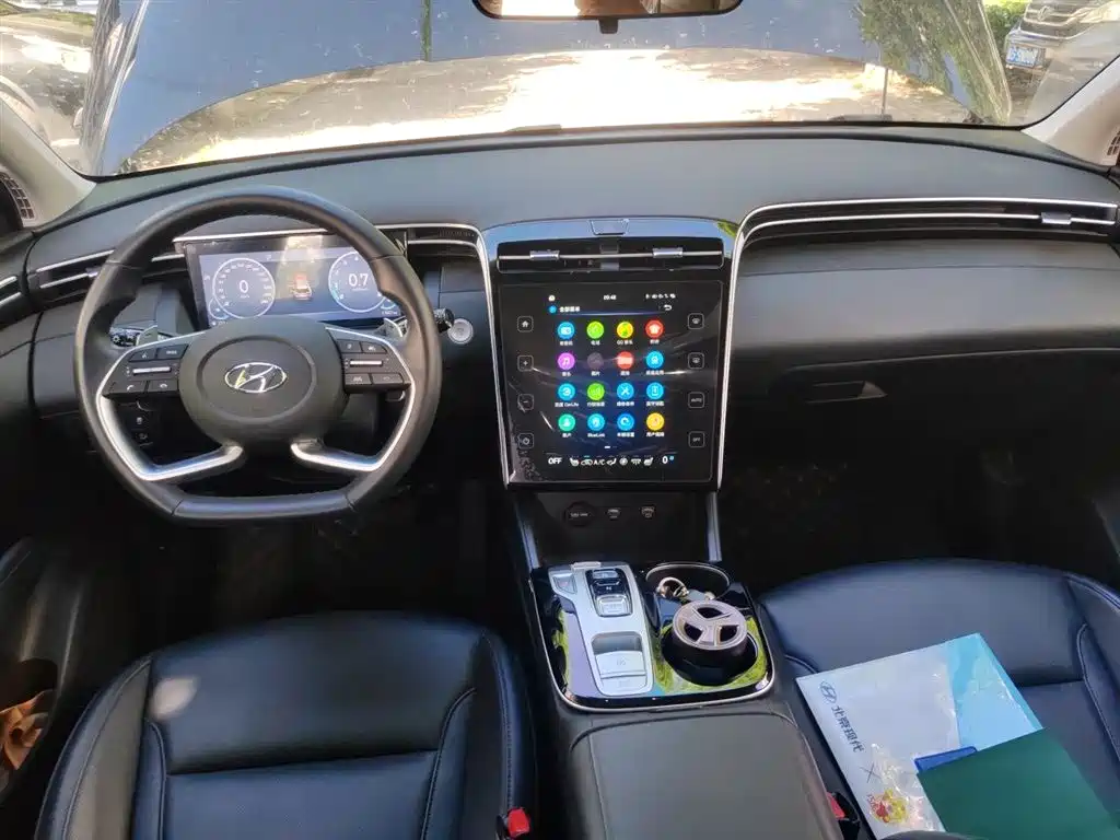 Hyundai Tucson 2023 Tucson L 1.5T Automatic 2WD LUX Premium Edition фото 5