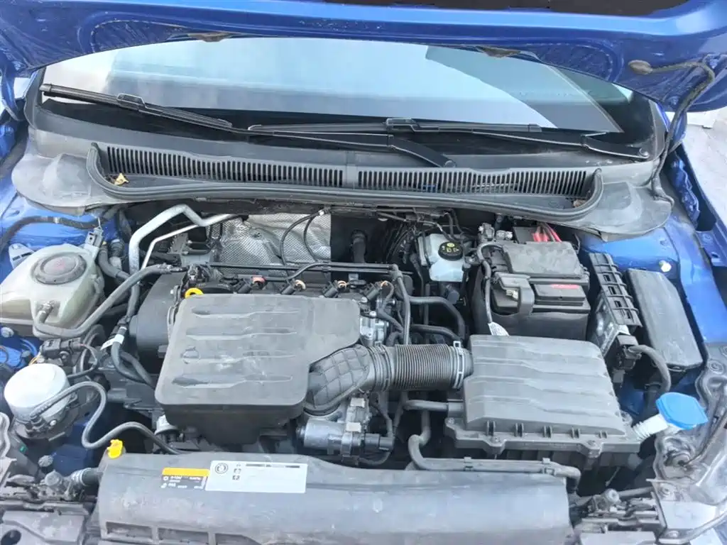 Volkswagen Polo 2019 Plus 1.5L Automatic Colorful Tech Edition фото 20