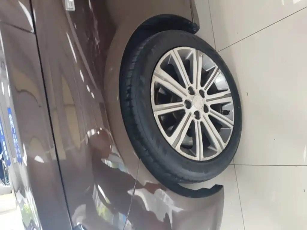 Фото 23 - Peugeot 408
