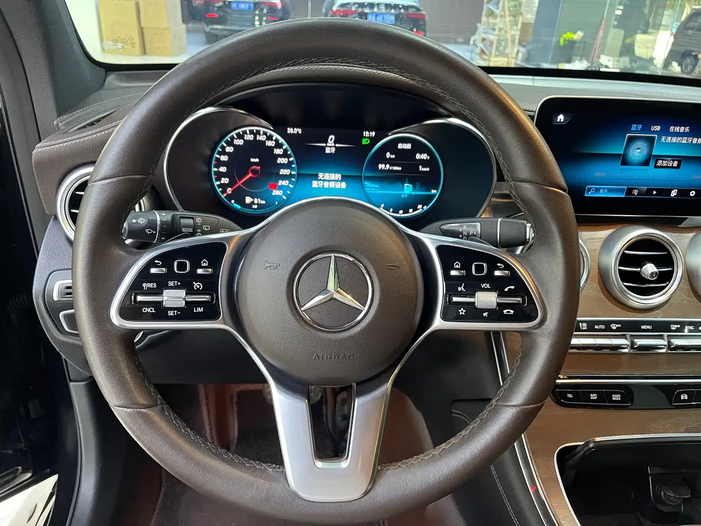 Mercedes-Benz GLC 2020 GLC 260 L 4MATIC Luxury фото 6