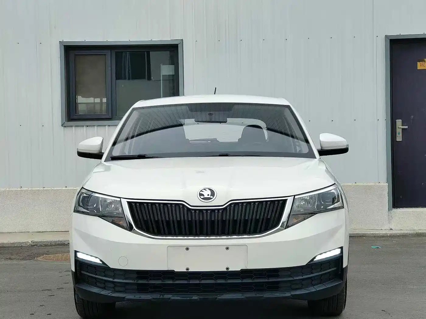 Škoda Kamiq 2020 Model 1.5L Automatic Standard фото 2