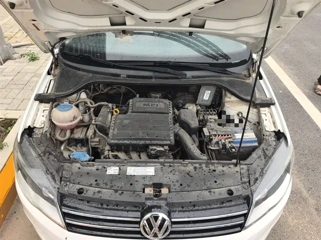 Volkswagen Jetta 2013 1.6L Manual Comfort фото 16