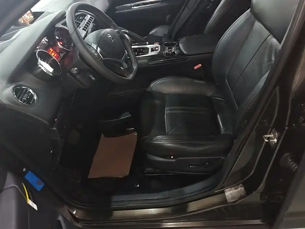 Peugeot 3008 2013 1.6THP Automatic Prestige Edition фото 15