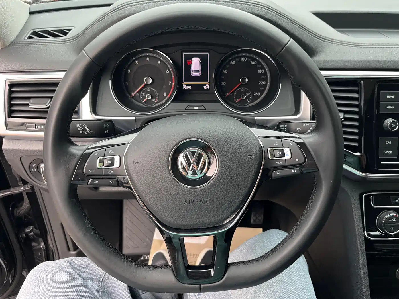 Volkswagen Teramont 2019 380TSI 4WD Luxury Edition China VI фото 21