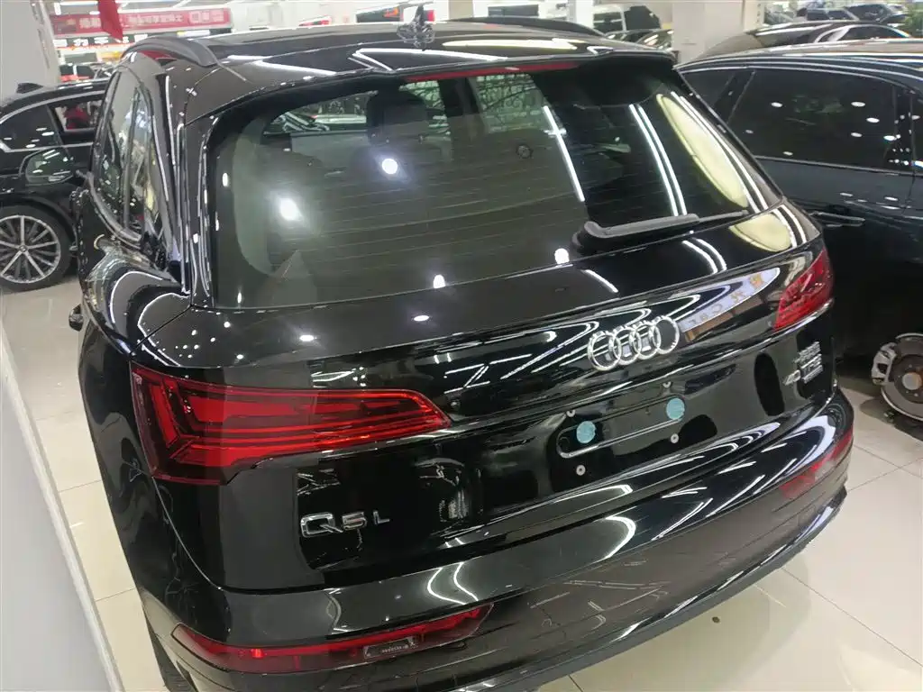 Audi Q5L 2024 Model 40 TFSI Luxury Dynamic фото 23