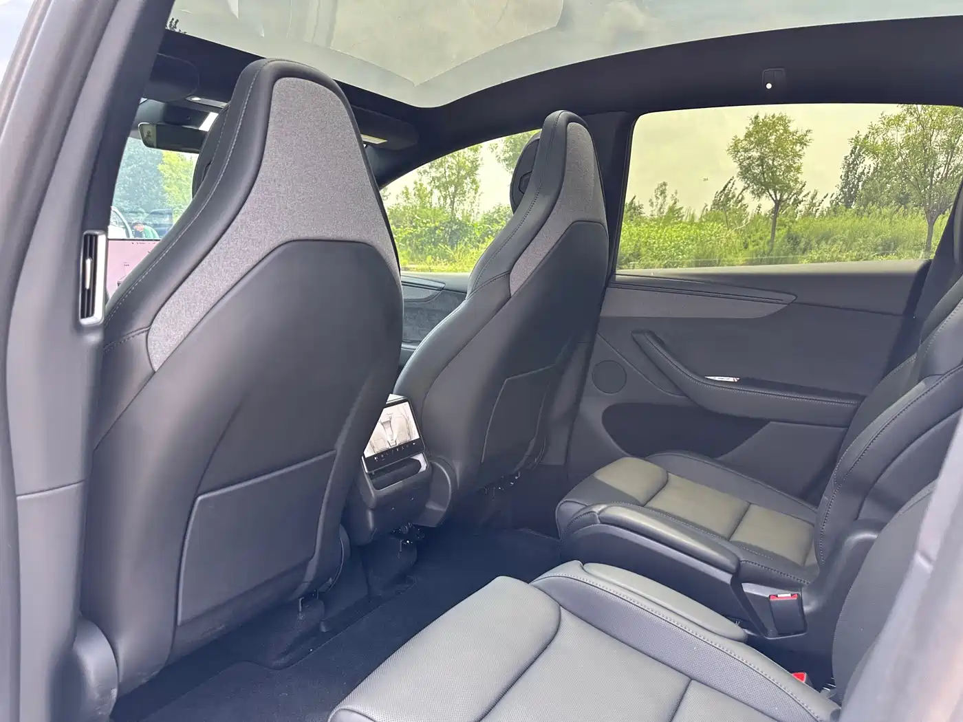 Tesla Model Y L 2026 2025 Facelift Long Range AWD