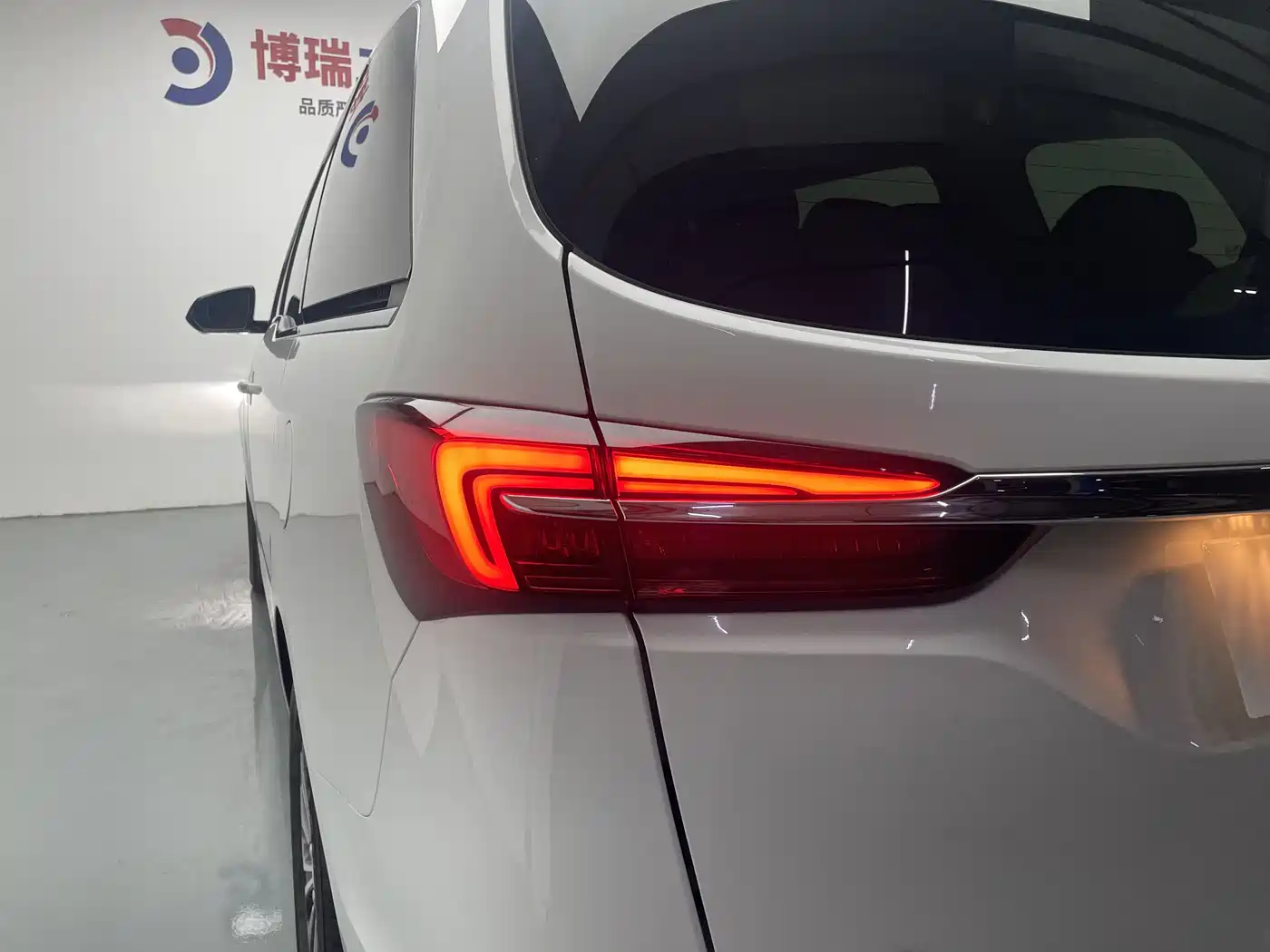 Buick GL8 2023 Facelift Land Business Class Luxury фото 10