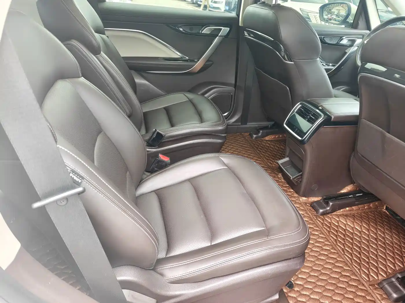 Photo 12 - Geely Jiaji
