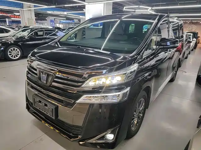 Toyota Vellfire Toyota Crown, гибрид, 2.5L, HV Премиум