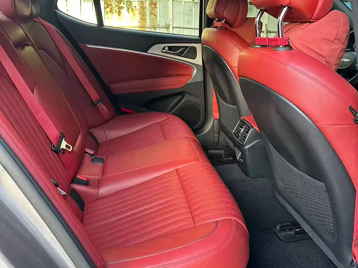 Genesis G70 2023 Model 2.0T RWD Luxury Edition фото 11