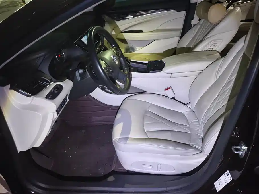 Buick LaCrosse 2022 Avenir First Edition фото 9