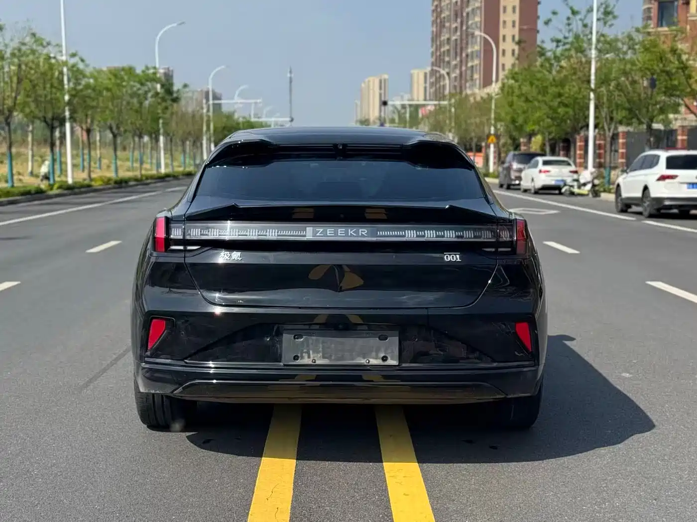 ZEEKR EXTREME KRYPTON 001