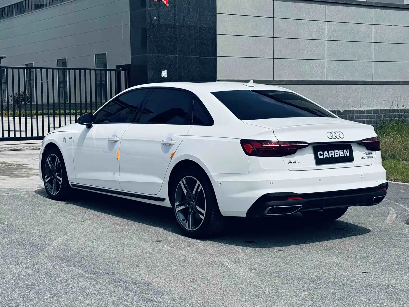 Audi A4L 2022 40 TFSI Luxury Dynamic фото 11