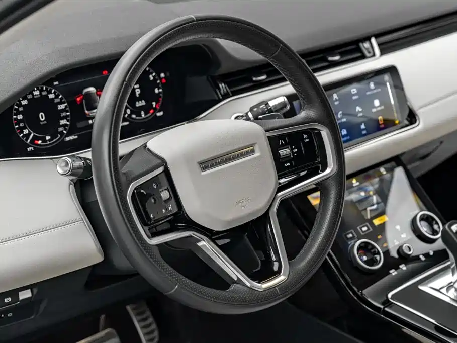 Land Rover Range Rover Evoque 2021 Range Rover Evoque L 249PS R-Dynamic First Edition Launch Edition фото 17