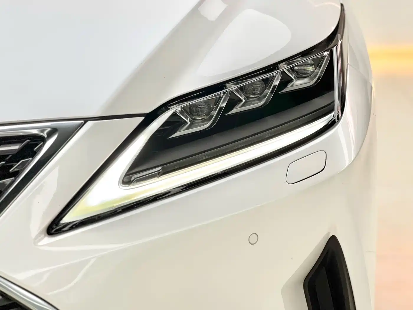 Lexus RX 2020 Facelift 300 AWD Elegance Edition фото 16