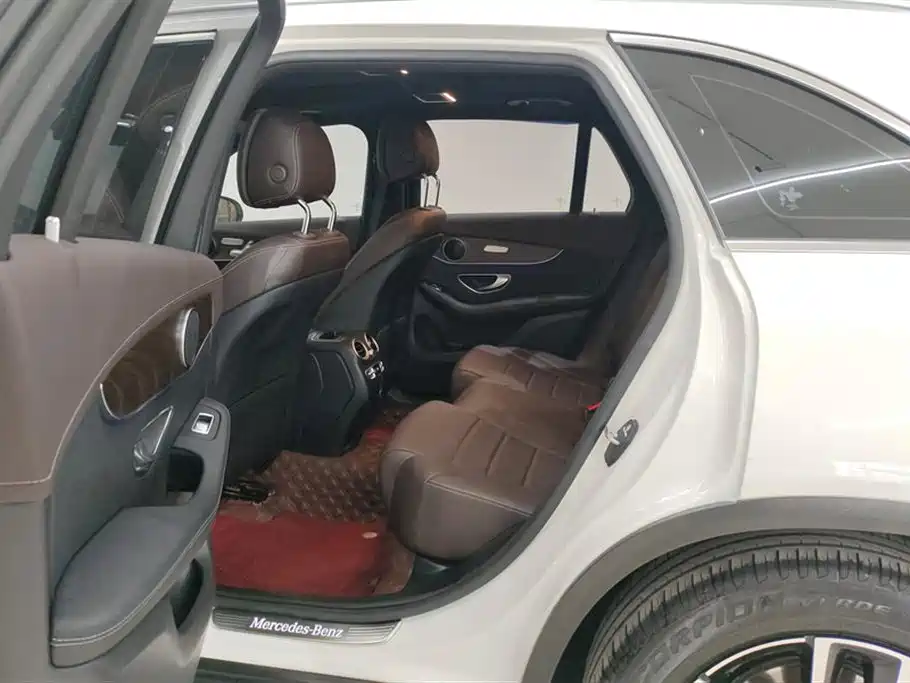 Mercedes-Benz GLC 2021 GLC 260 L 4MATIC Luxury фото 11