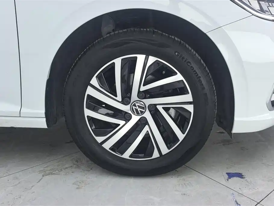 Volkswagen Lavida 2024 Model 1.5L Automatic 5 Million Edition фото 6