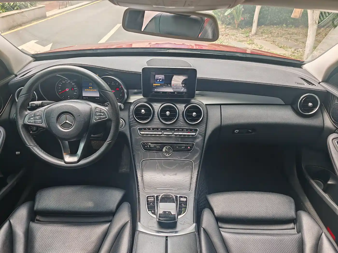Mercedes-Benz C-Class 2017 Facelift C 200 L Sport Edition фото 13