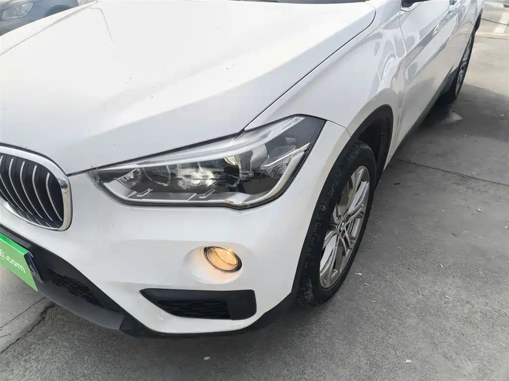 BMW X1 2019 sDrive20Li Leading Model фото 24