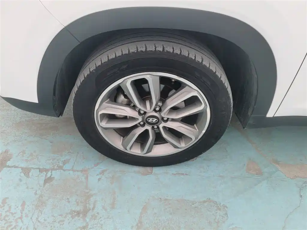 Hyundai Beijing Hyundai ix35 2019 2.0L Automatic 2WD Zhiyong·Enjoy China V фото 25