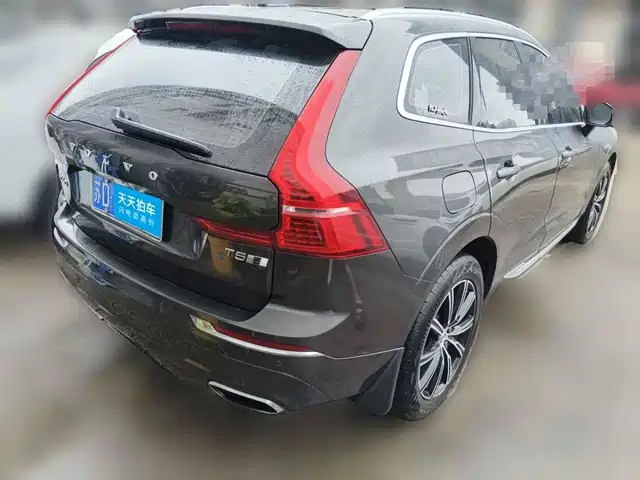 Volvo XC60 2020 T5 AWD Inscription Luxury Edition — фото 5
