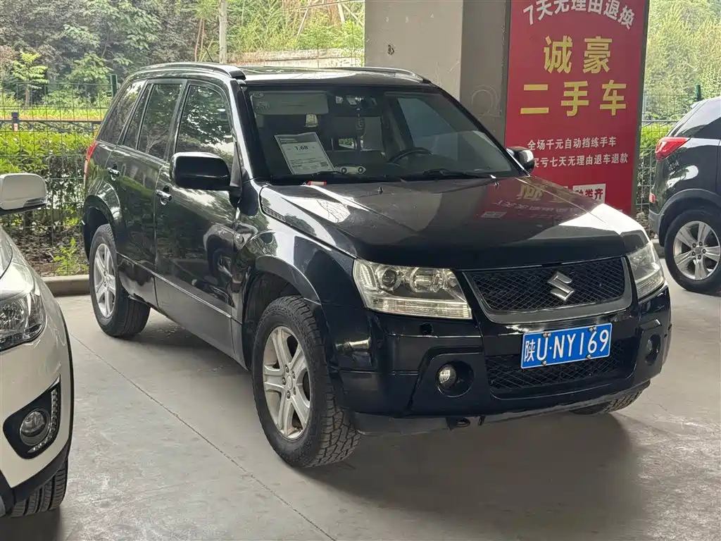 Suzuki Grand Vitara 2007 2.0 AT Comfort фото 10