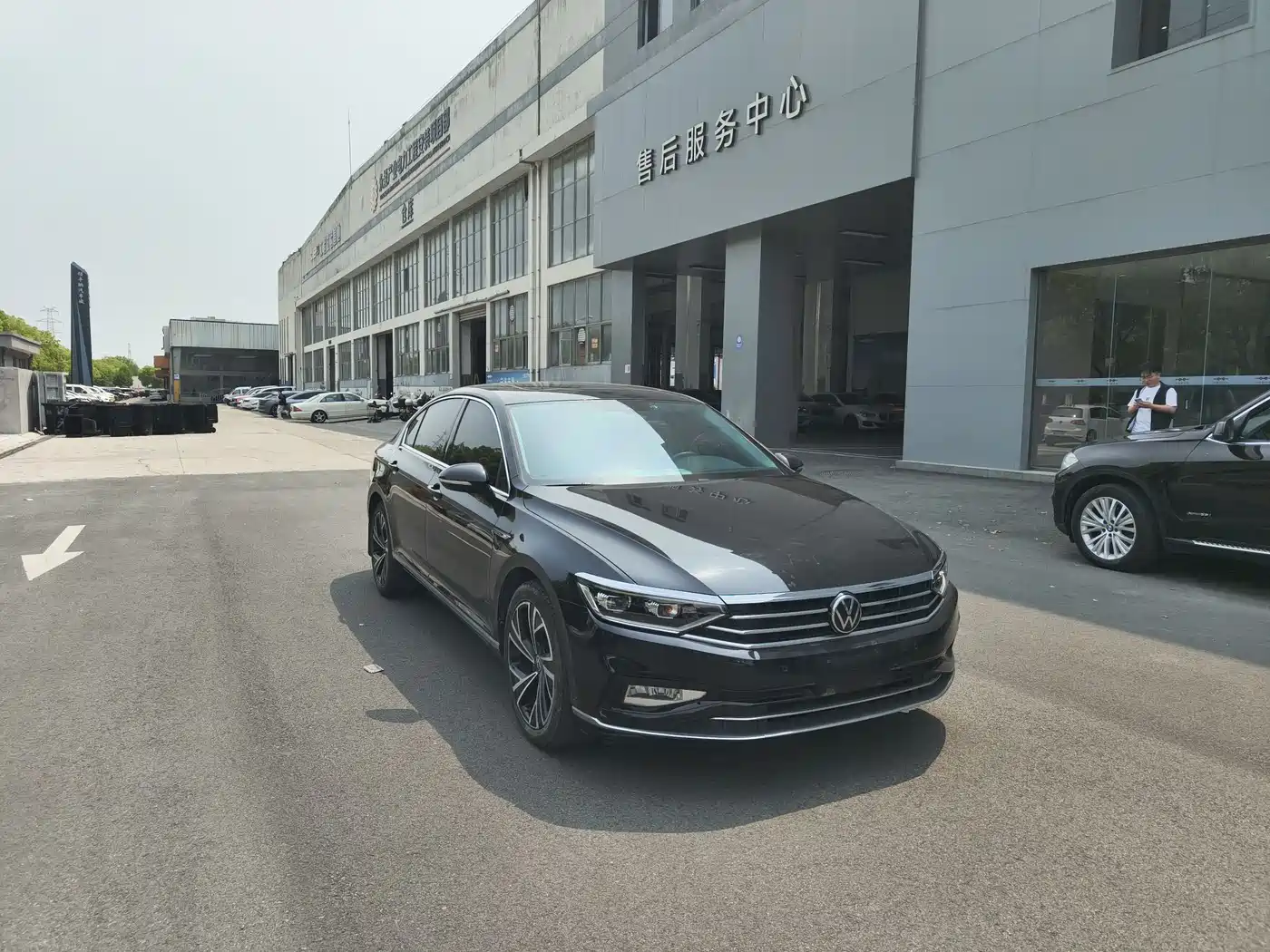 Volkswagen Magotan 2020 330TSI DSG Leading фото 2