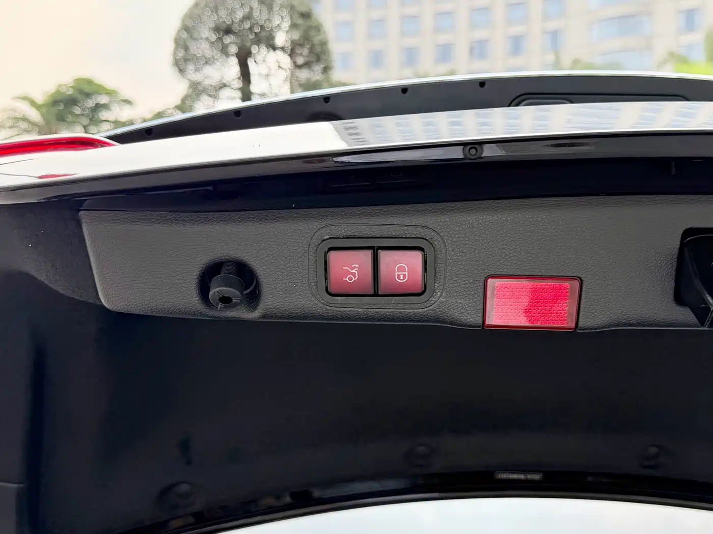 Mercedes-Benz E-Class 2022 E 260 L фото 20