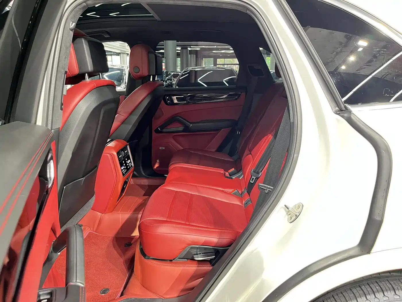 Porsche Cayenne 2019 Cayenne 3.0T фото 6