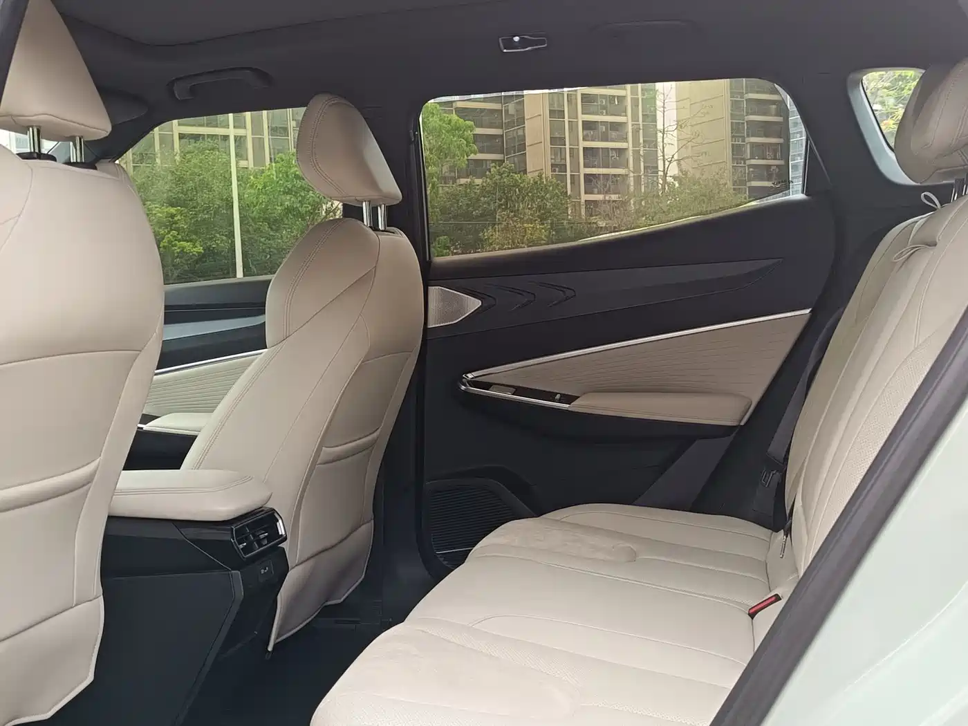 GEELY AUTOMOBILE BOYUE