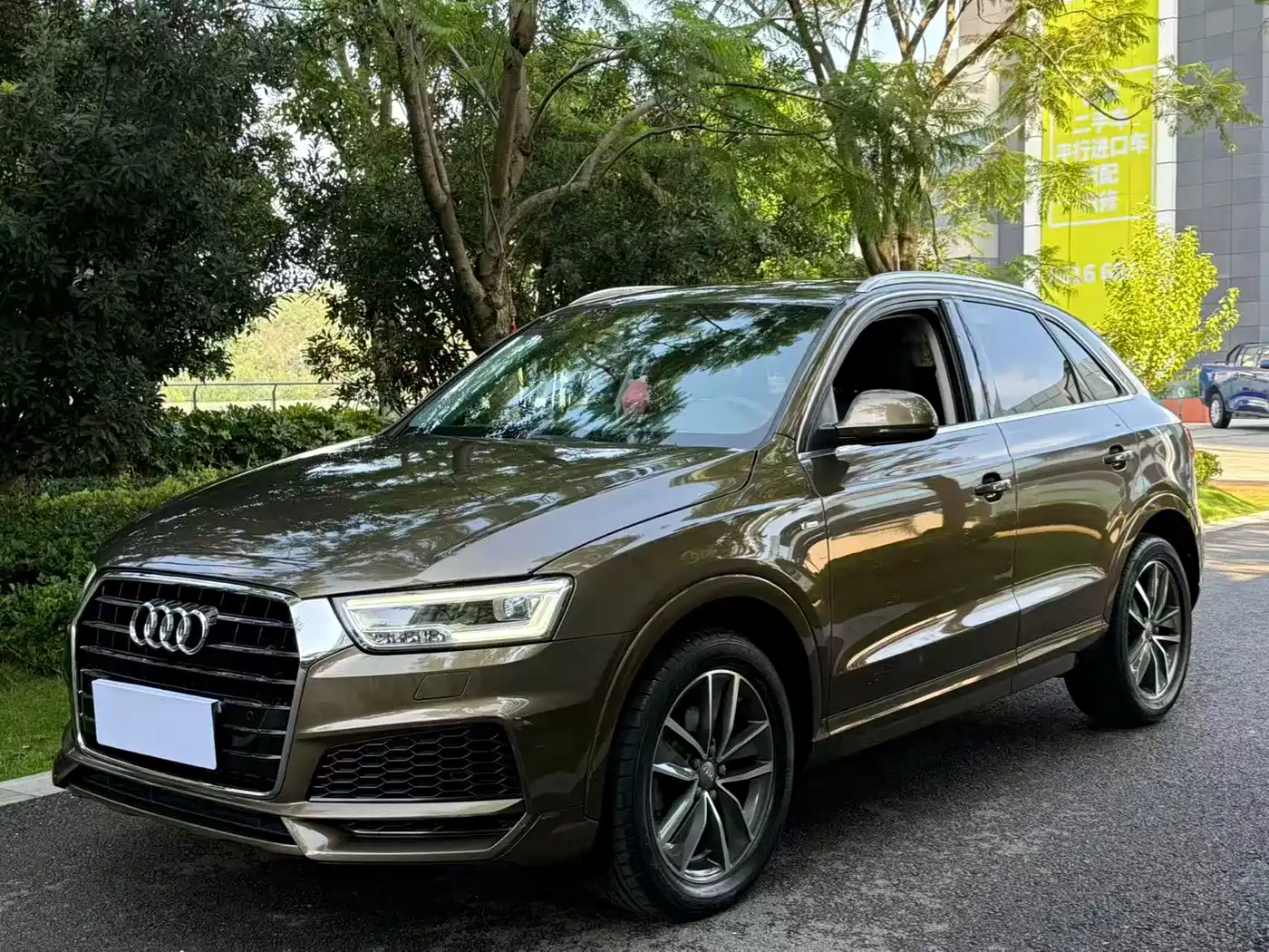 Фото 1 - Audi Q3