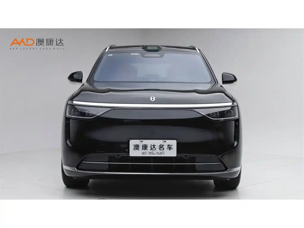 AITO Wenjie AITO M8 2025 Range Extender Max+ Edition 53.4kWh 5-seater фото 2