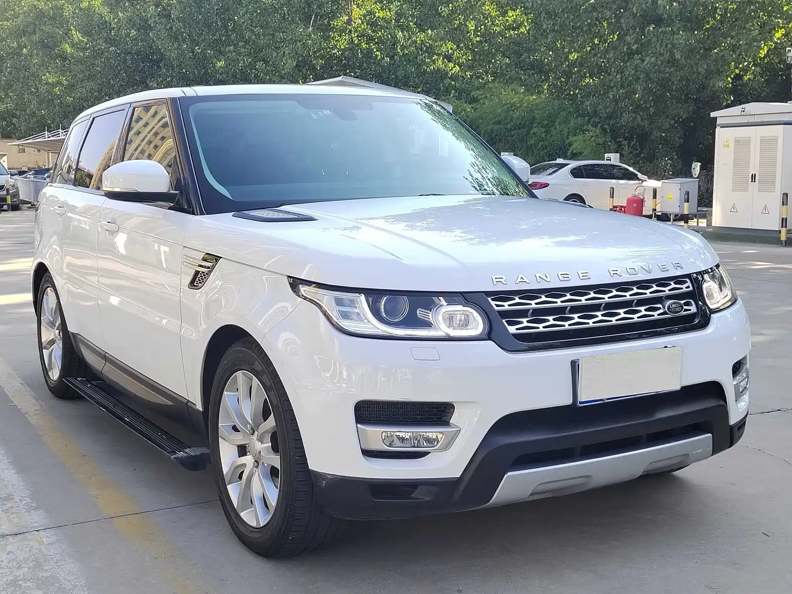 Фото 3 - Land Rover Range Rover Sport