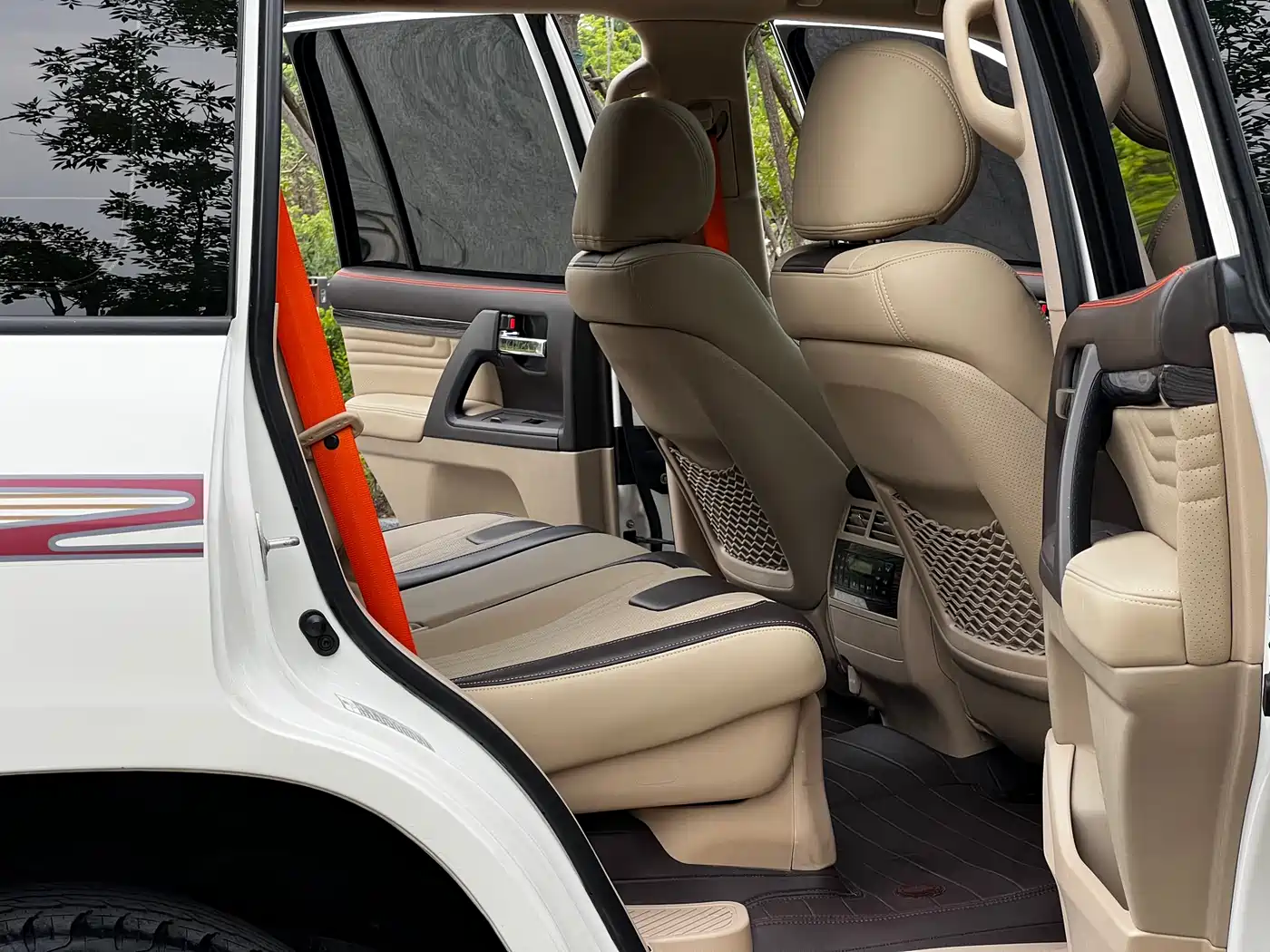 Toyota Land Cruiser 2012 4.0L Automatic VX фото 6