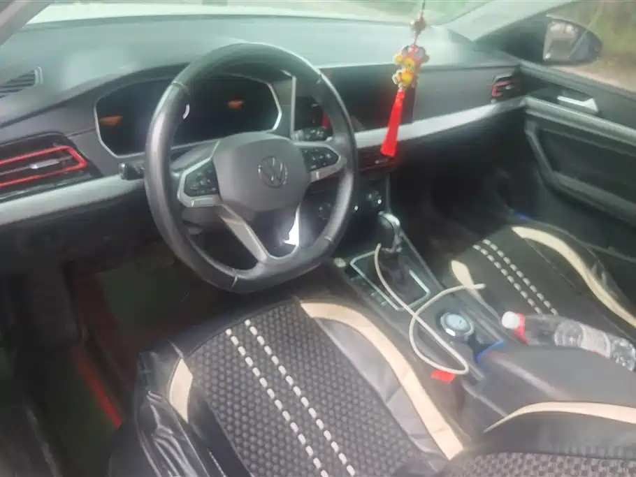 Volkswagen Lavida 2023 Model 300TSI DSG Starlight Leading Edition фото 12