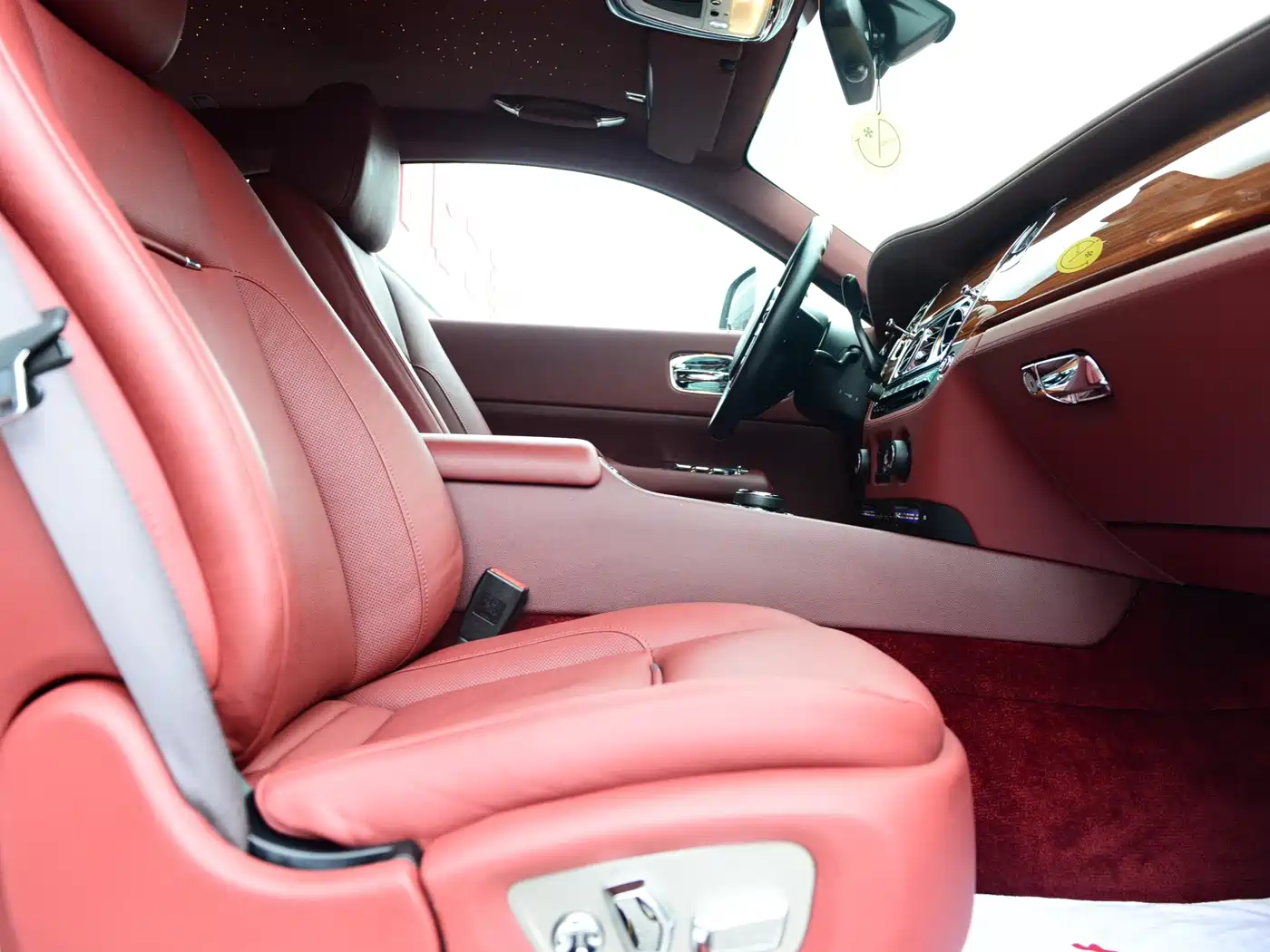 Rolls-Royce Wraith 2015 2013 6.6T Standard