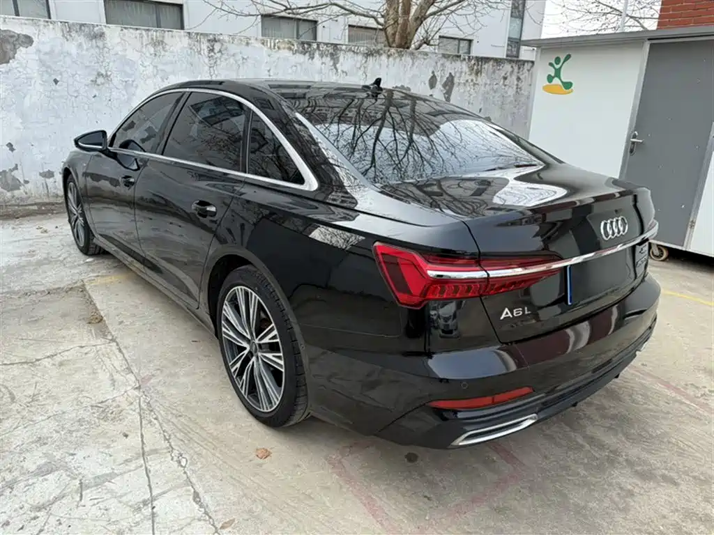 Audi A6L 2022 45 TFSI Premium Dynamic фото 7