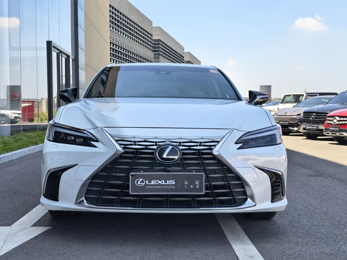 Lexus ES 2025 2025 200 Ultimate Edition
