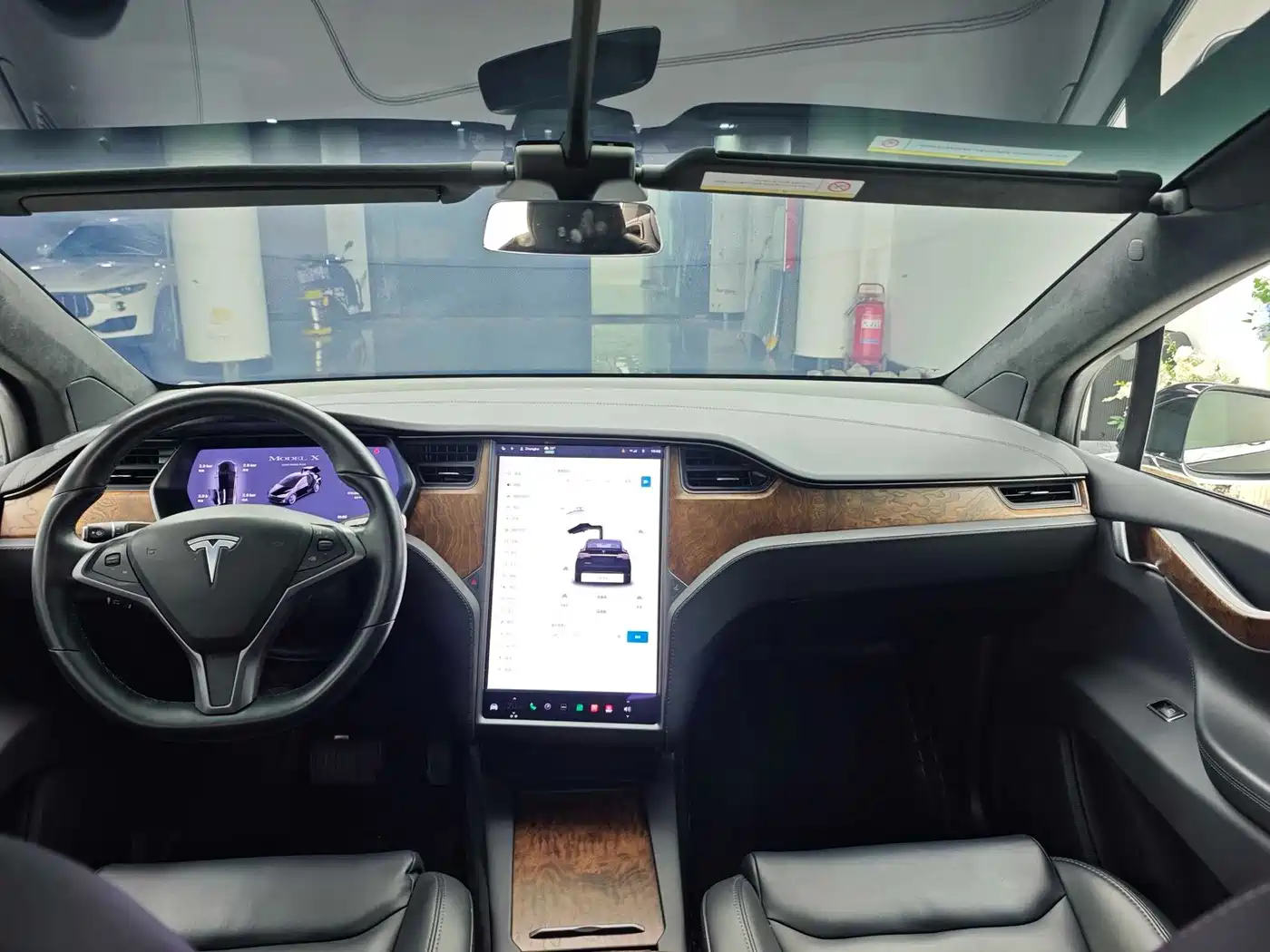 Фото 20 - Tesla Model X