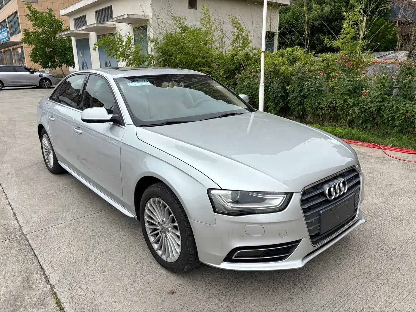Audi A4L 2015 35 TFSI Auto Comfort фото 3