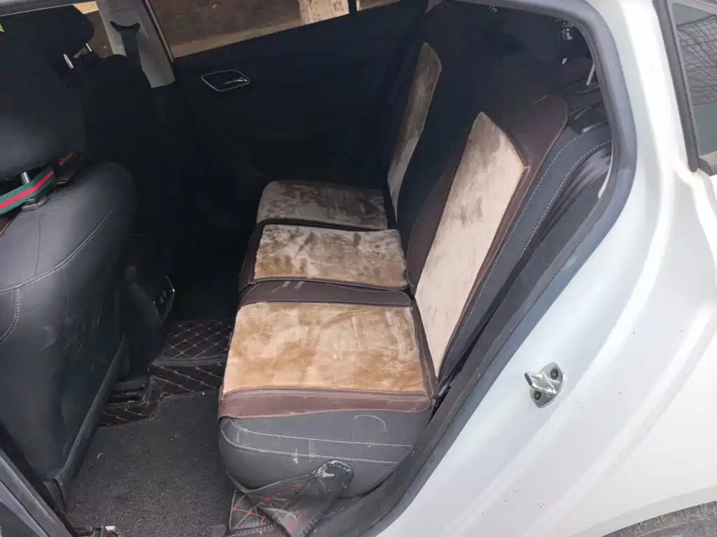 Roewe i5 2018 2019 1.5L Manual 4G-Connected Langyue Edition