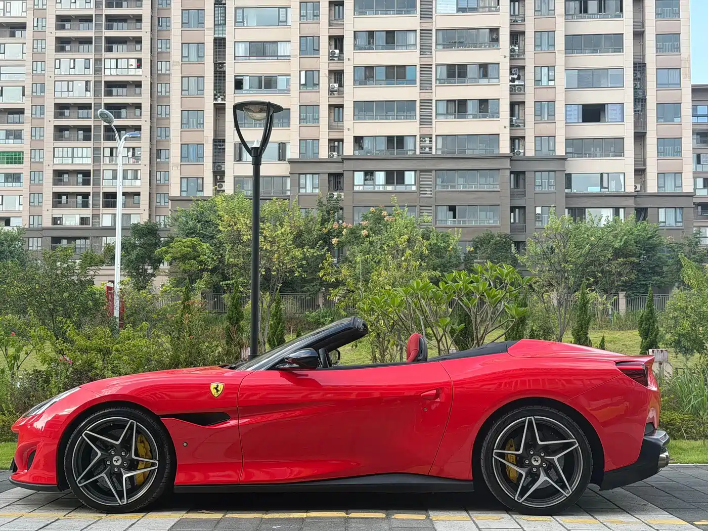 Ferrari Portofino 2019 2018 Model 3.9T