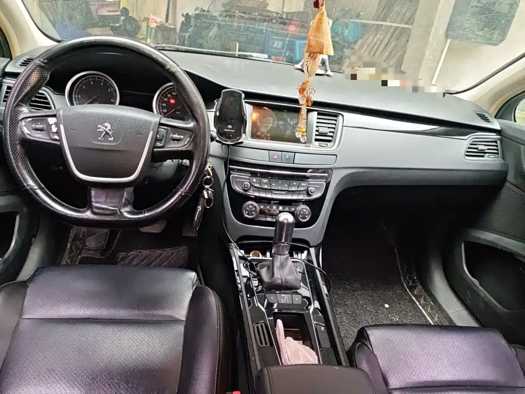 صورة 10 - Peugeot 508