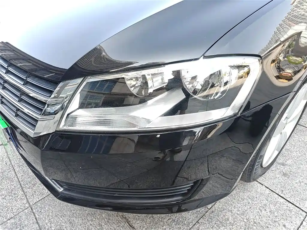 Volkswagen Lavida 2015 1.6L Automatic Trend Edition фото 18